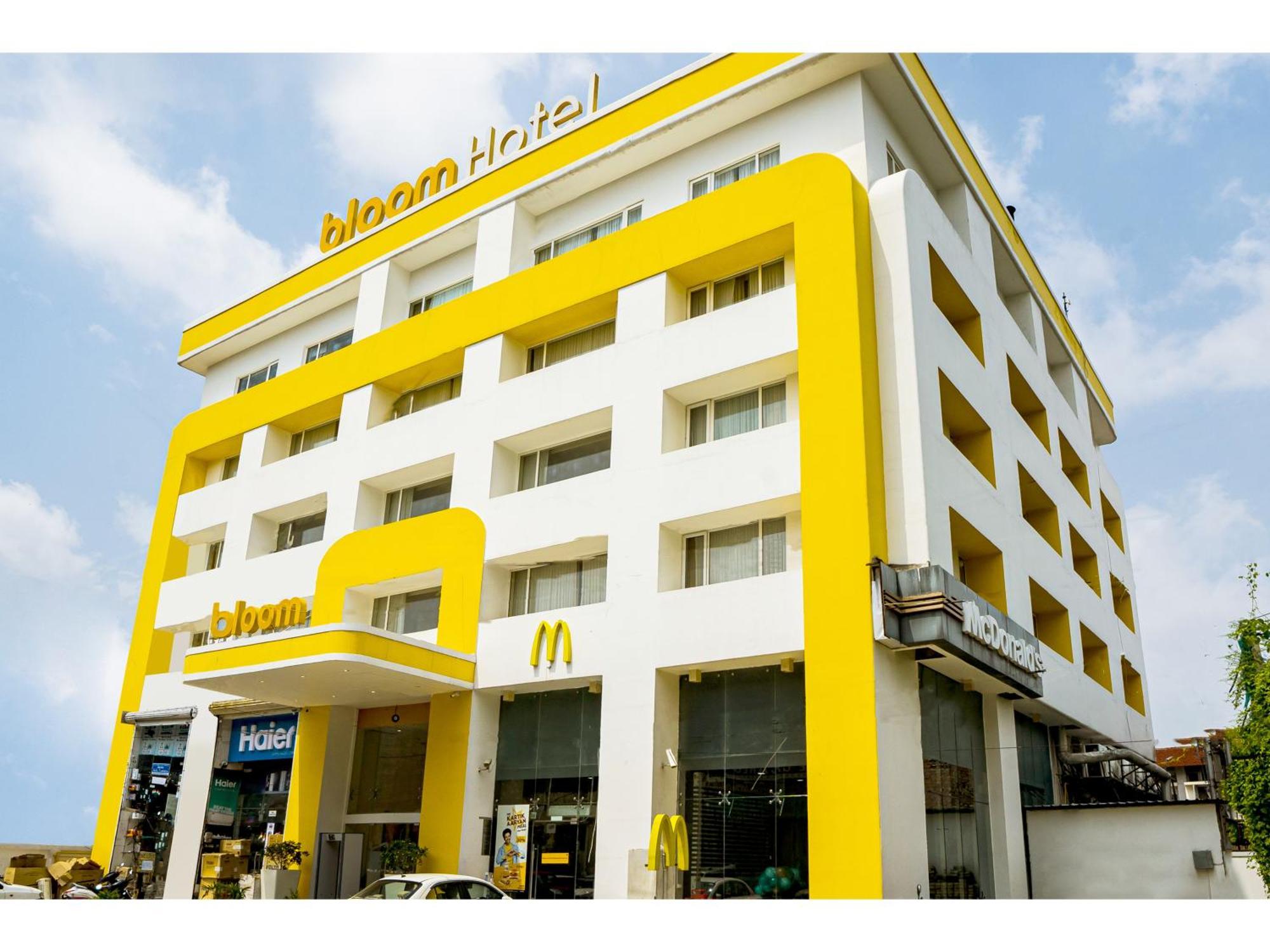 Bloom Hotel - Jammu Exterior photo